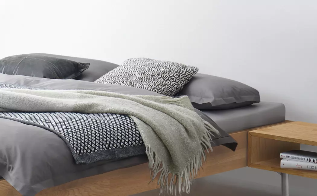 Massivholzbett Cardella 90 x 200 cm