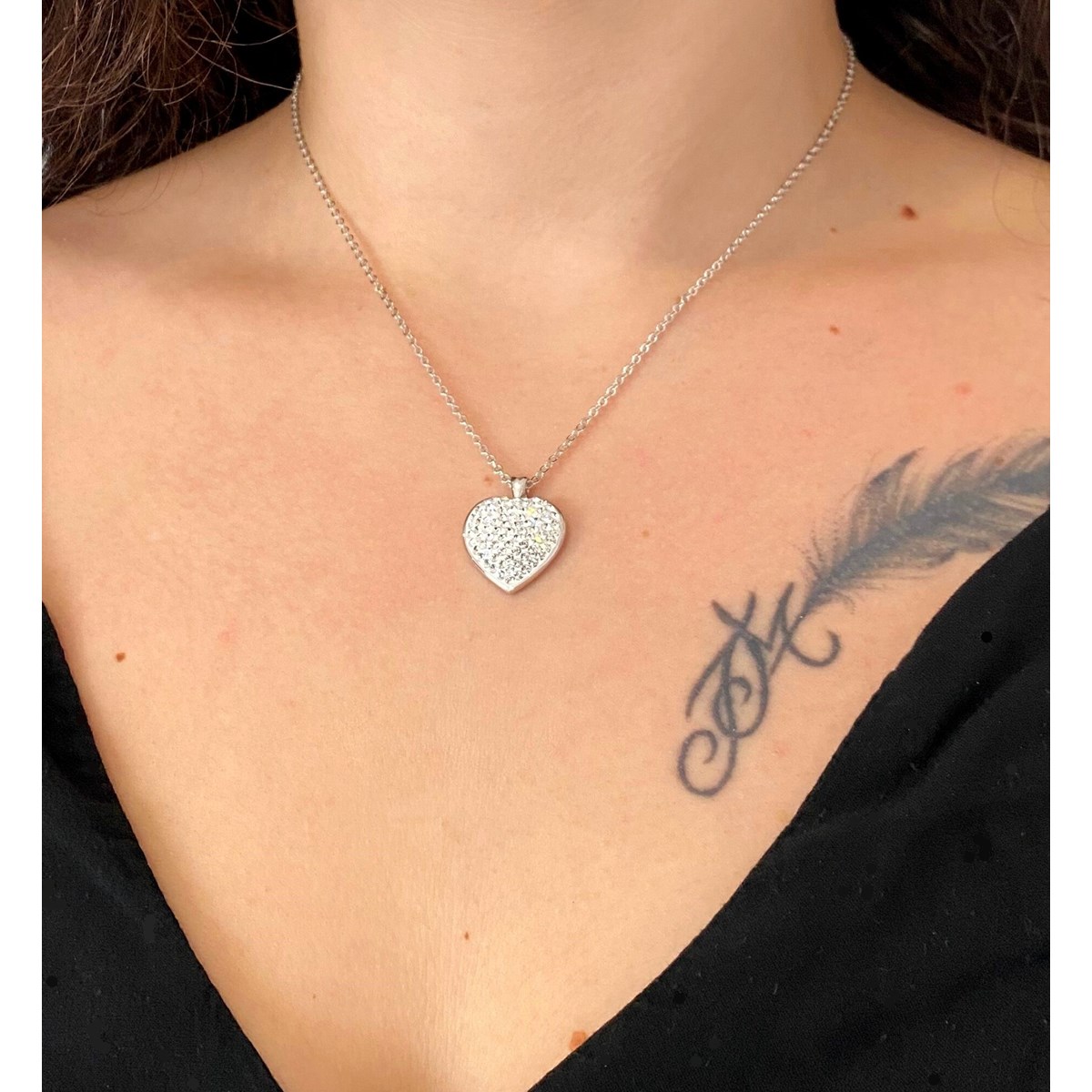 Collier orné de cristaux Swarovski crystal blanc en forme de coeur en plaqué Or blanc et rhodié
