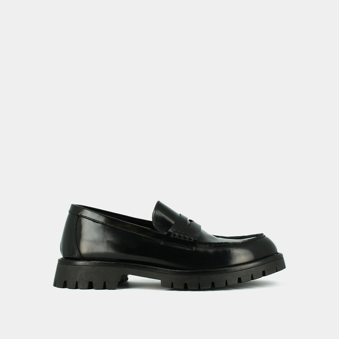 Mocassins à semelles crantées  en cuir glacé noir