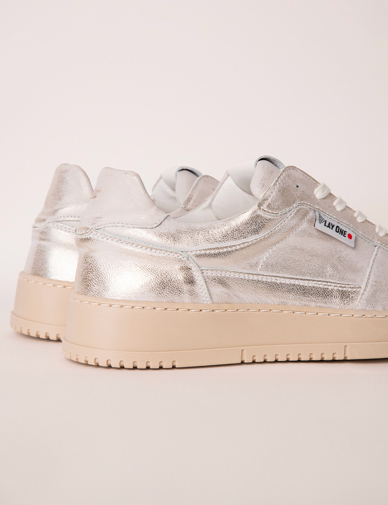 PLAY ONE BASKETS BASSES DUBAÏ UNISEX BLANCHES DÉLAVÉES