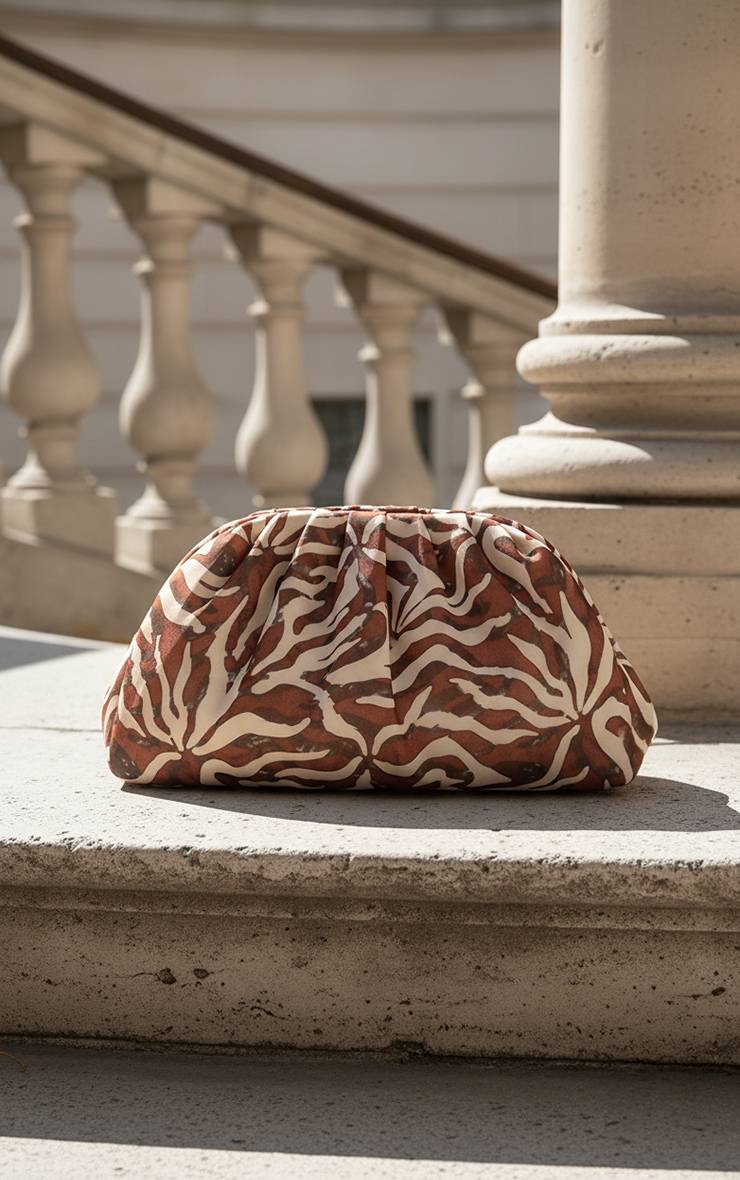 Rouille Pochette Froncée Surdimensionnée Zèbre