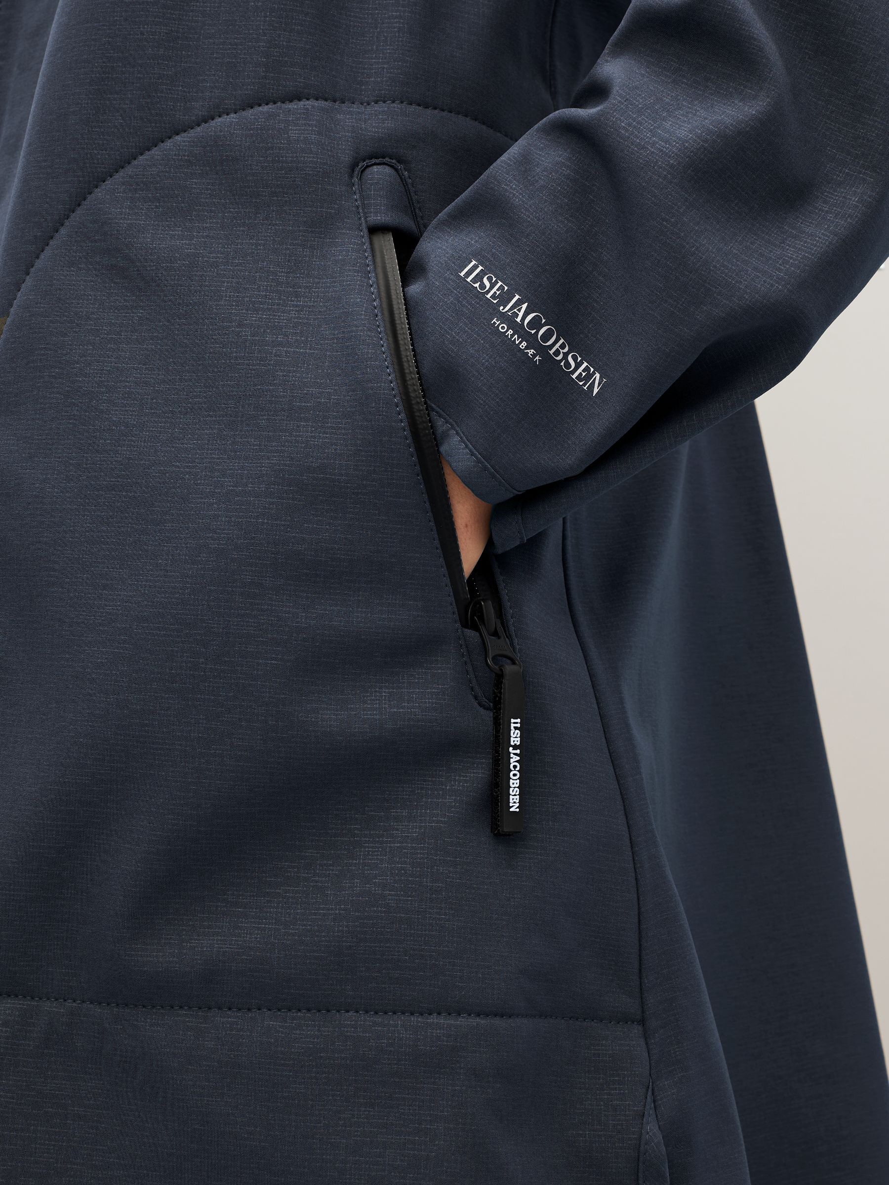 Blauw - Ilse Jacobsen - Waterdichte A-lijn softshell regenjas