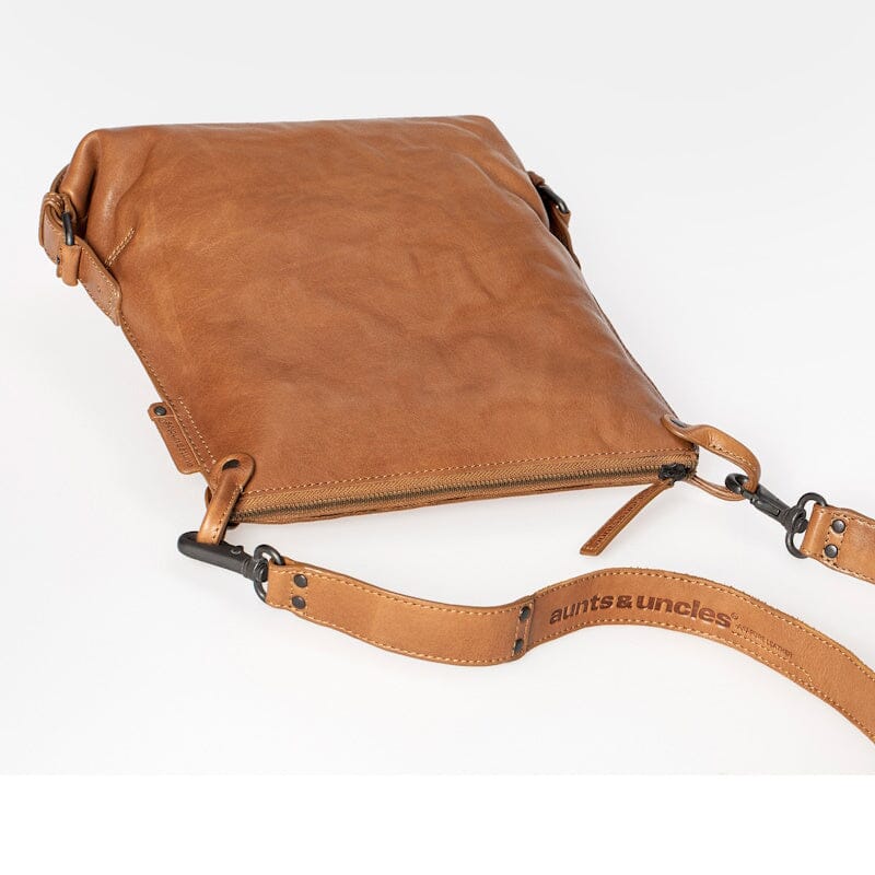 Aunts & Uncles Grandma's Luxury Club Mrs.Chocolate Cookie Shoulderbag Caramel