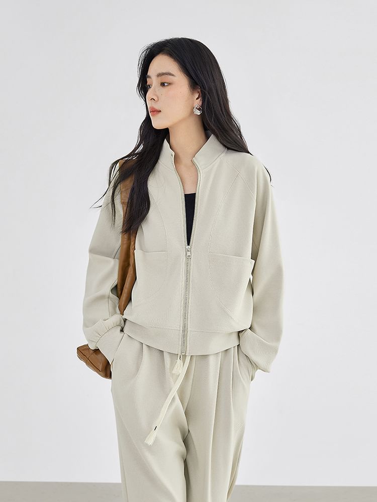 Jeonseon - Set: Jas met rits + Joggingbroek met hoge taille en wijde pijpen