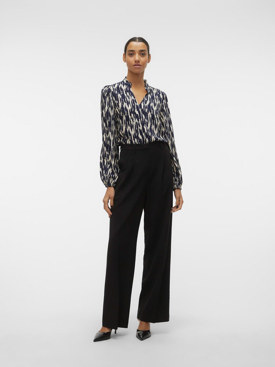 Vero Moda  Easy Joy Volume Top