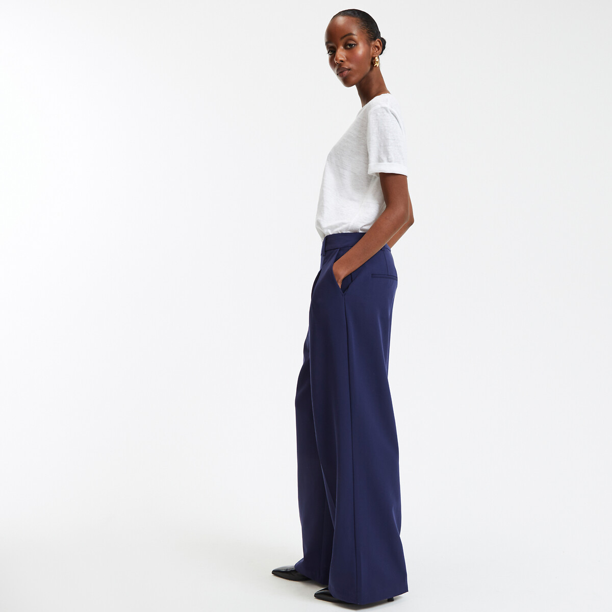 COLEÇÕES LA REDOUTE<br>Calças largas com pregas