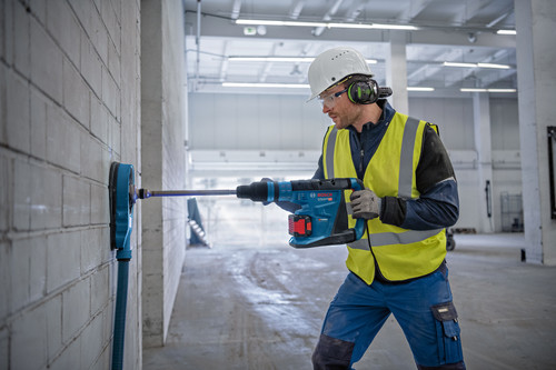 Bosch Professional 18V-40 C  (zonder accu)