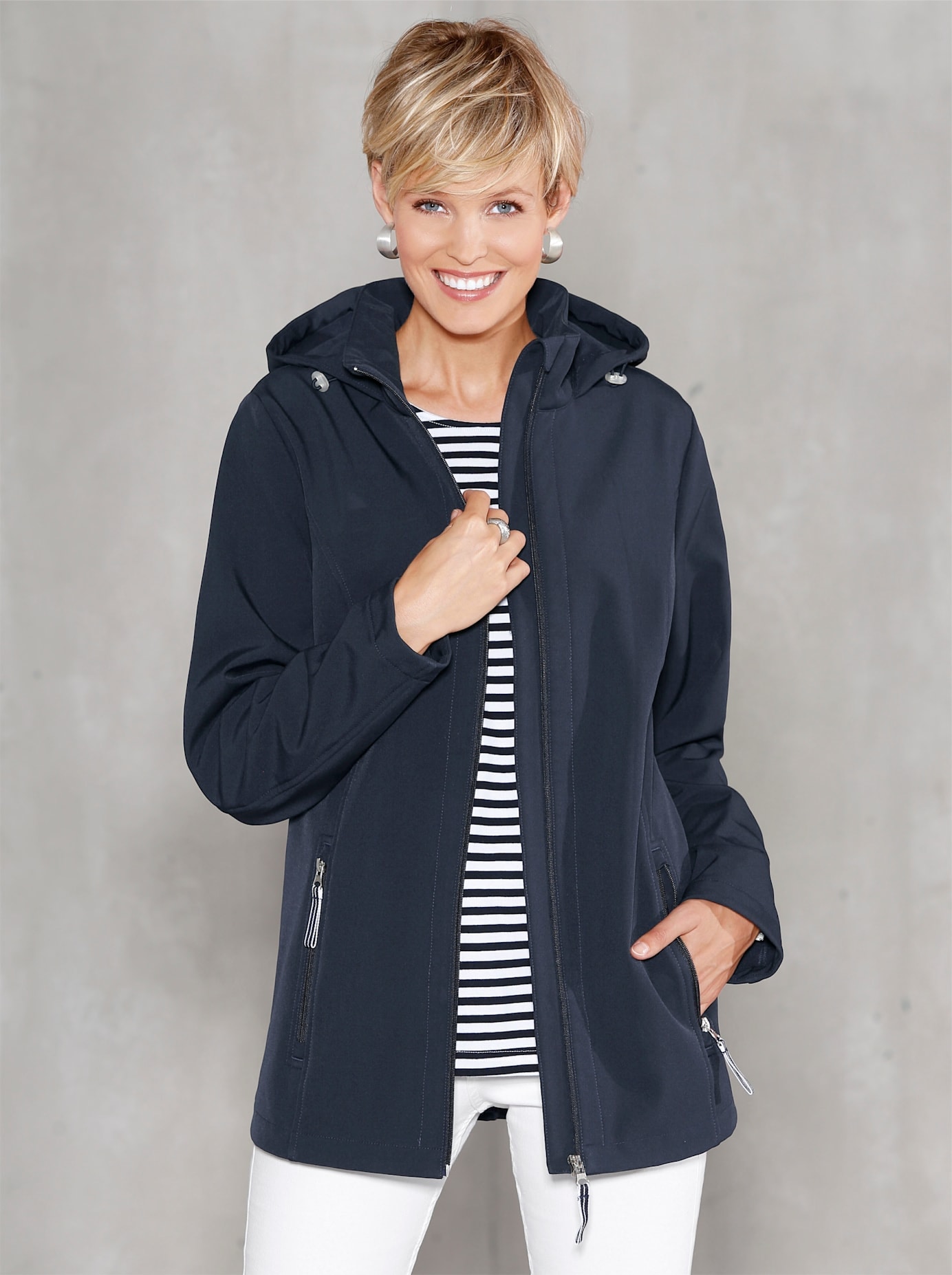 Classic Basics Softshelljacke mit Kapuze