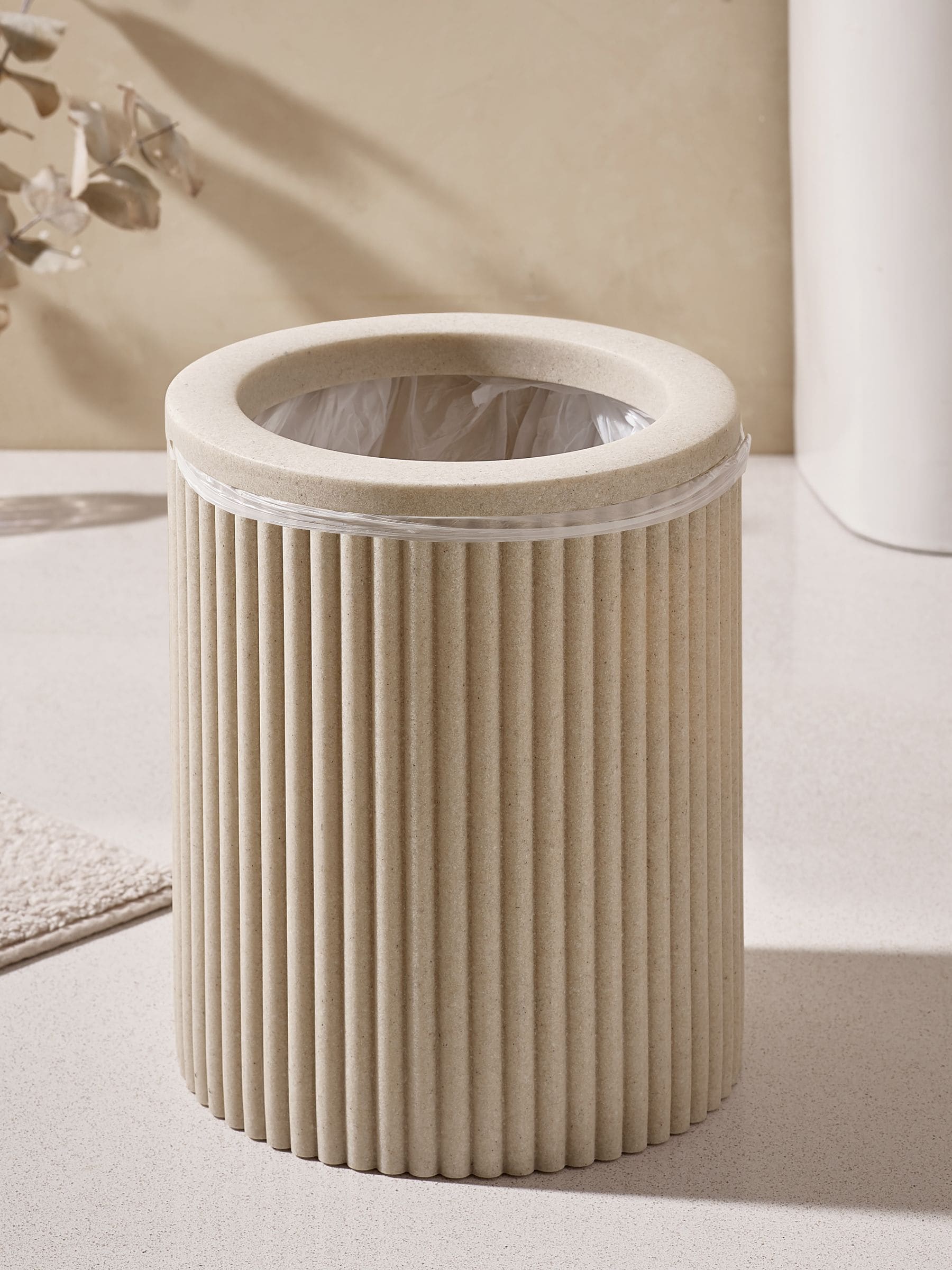 Resin Ribbed Bin