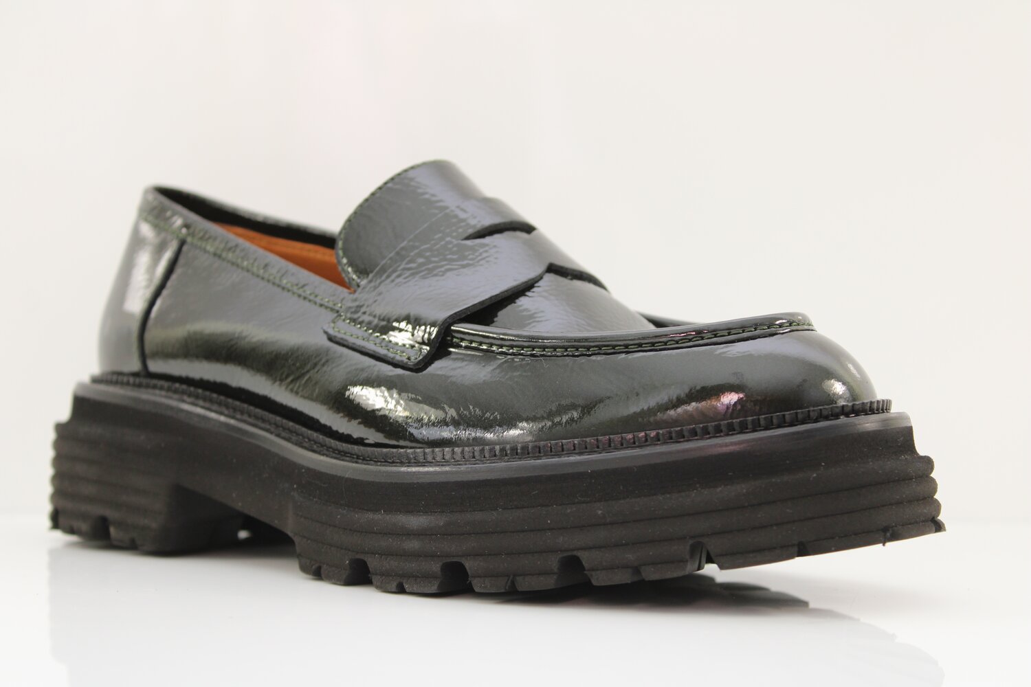 Thea Mika Slipper
