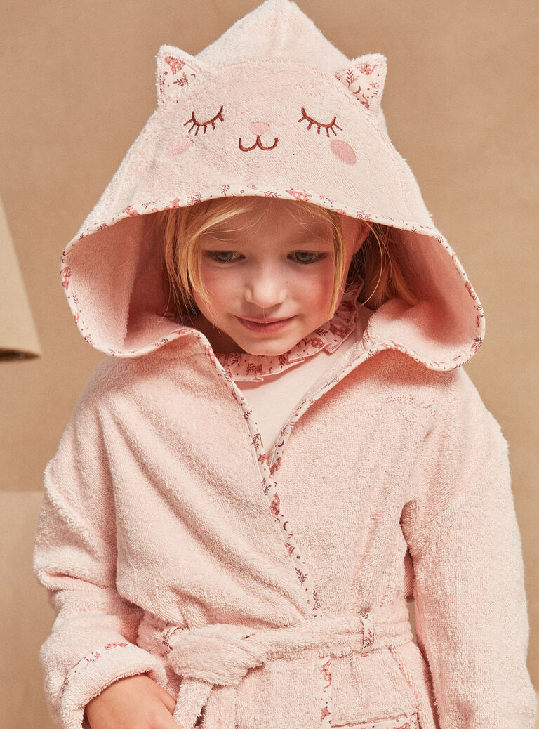 Peignoir à capuche en éponge rose