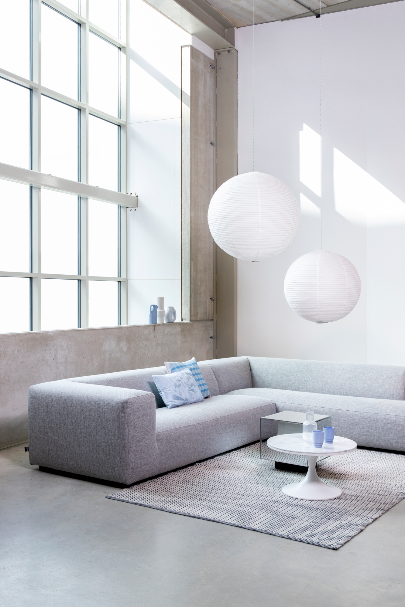Koozo hoekbank Junior links Hoekbank Links: 213 + 612 | Stof: Grijs - 900.02.1092 | Frame: Zwart | 2x koppelstuk
