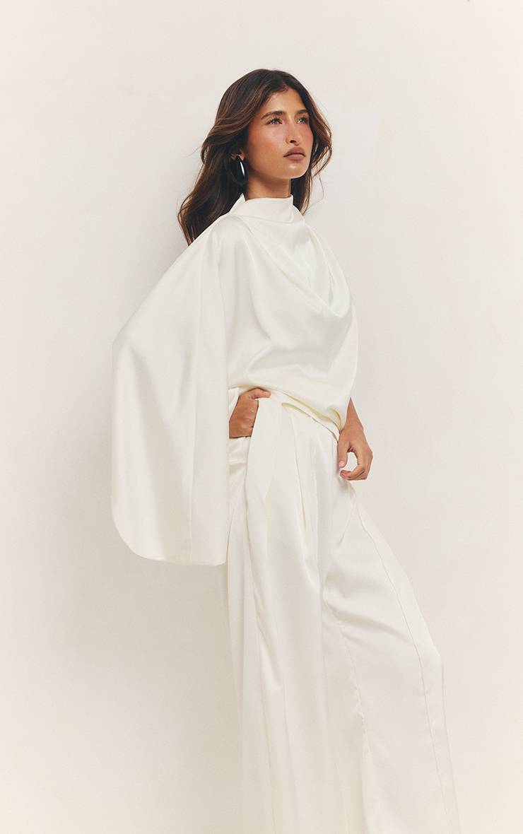 Crème Ensemble Coordonné Pantalon À Détails En Satin