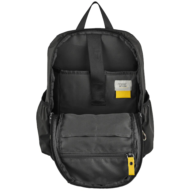 camel active Rucksack »Terra« aus recyceltem Nylon und voluminös aufgesetzten Taschen