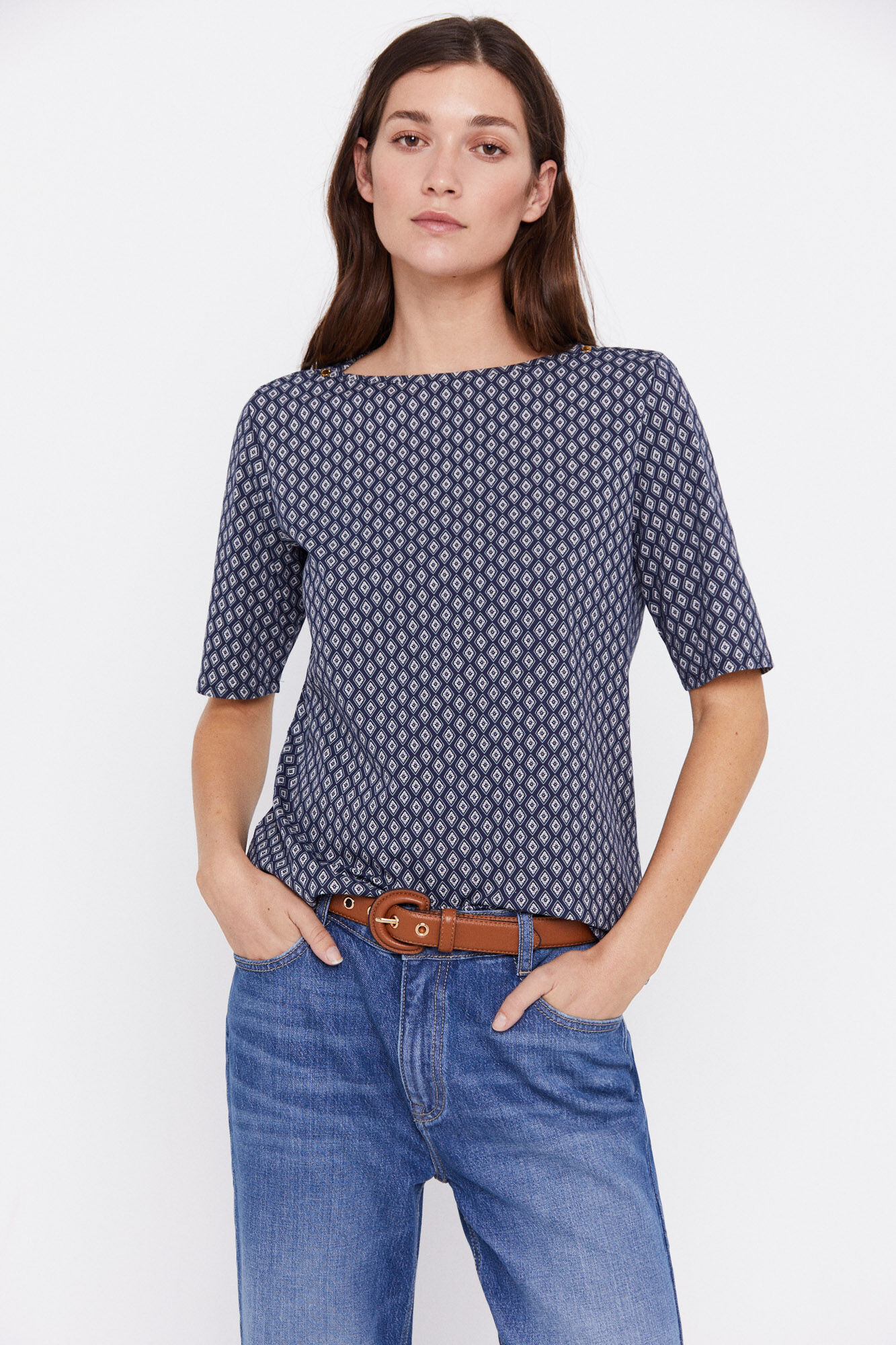 Camiseta básica com decote canoa - Estampa azul