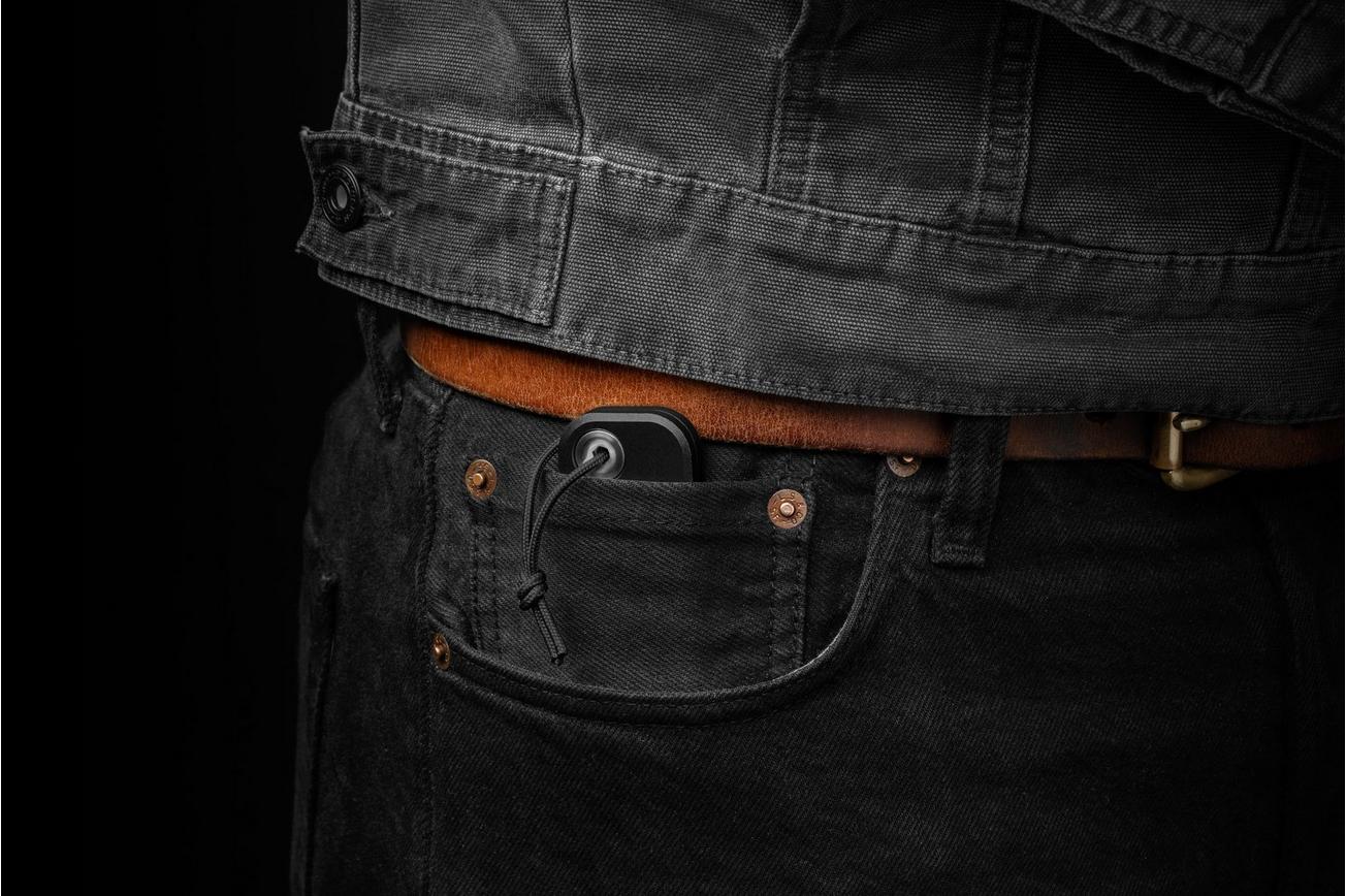 The James Brand The Palmer, Black Aluminum, Black Lanyard KN121100-00 utility mes