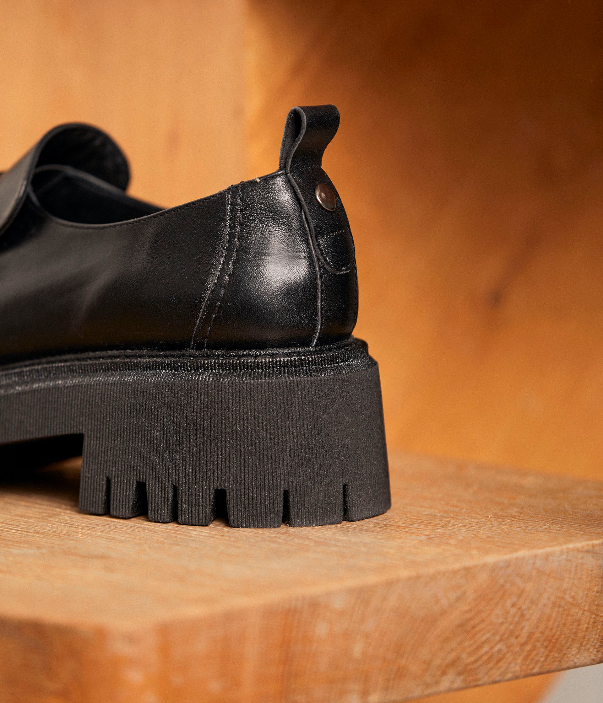 Mocassins crantés noirs Aelle