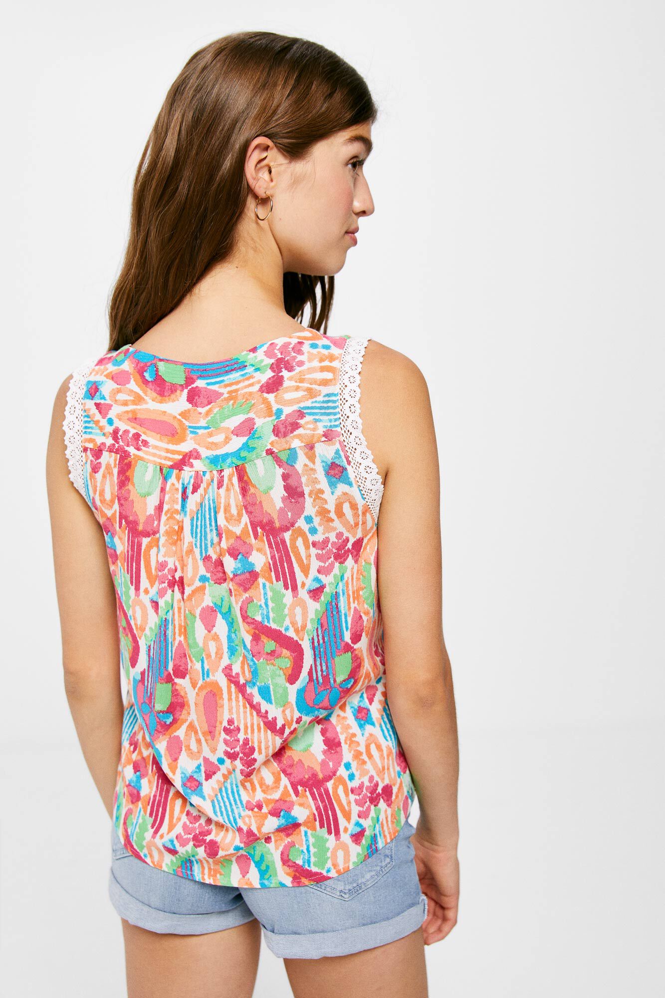 Blusa estampada com decote em ziguezague - Marrom