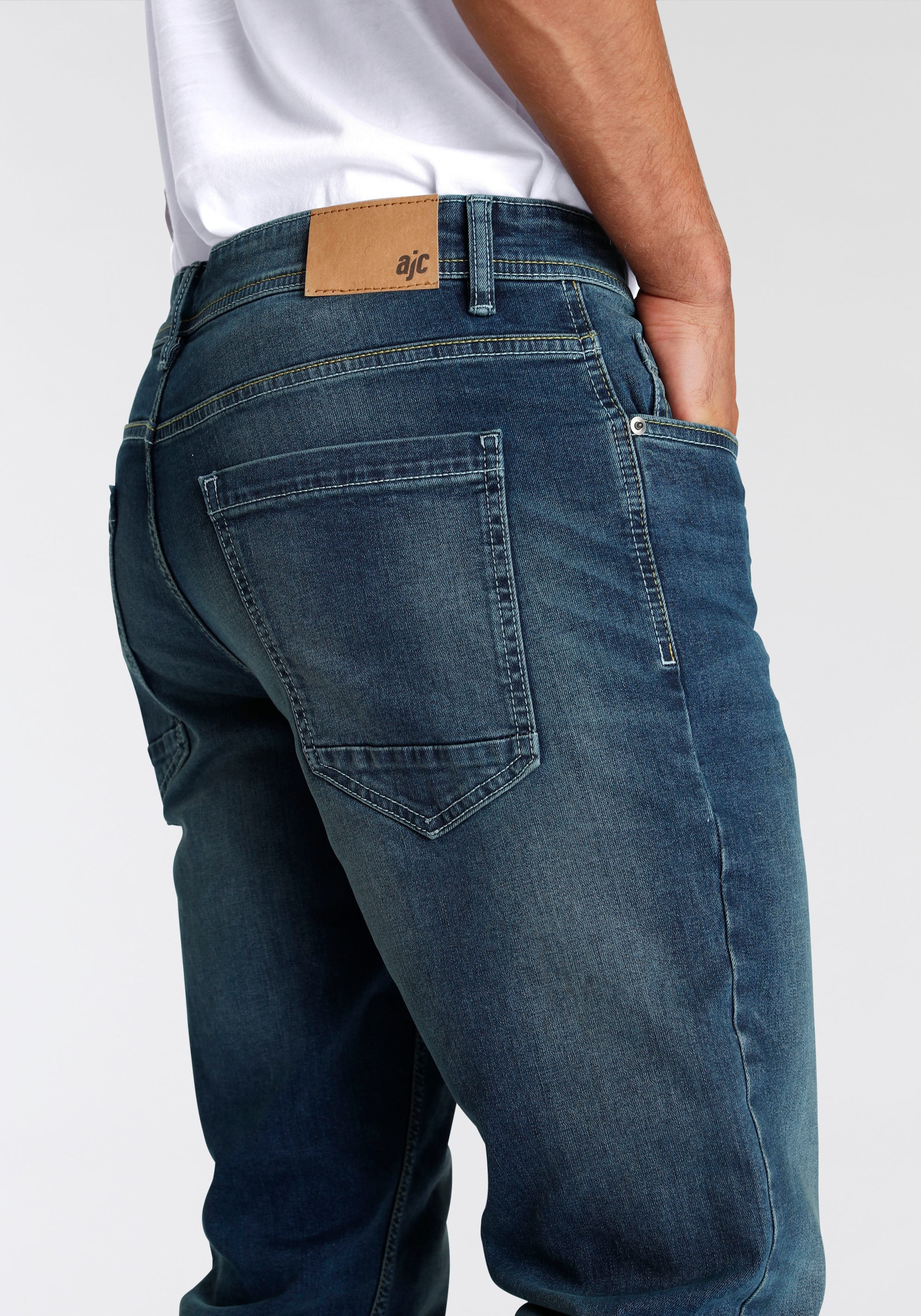 AJC Straight-Jeans , gerade geschnitten,  Used-Look-Waschung,  niedrige Leibhöhe