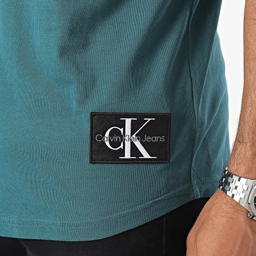 Tee Shirt Oversize Badge Round 3482 Vert Foncé