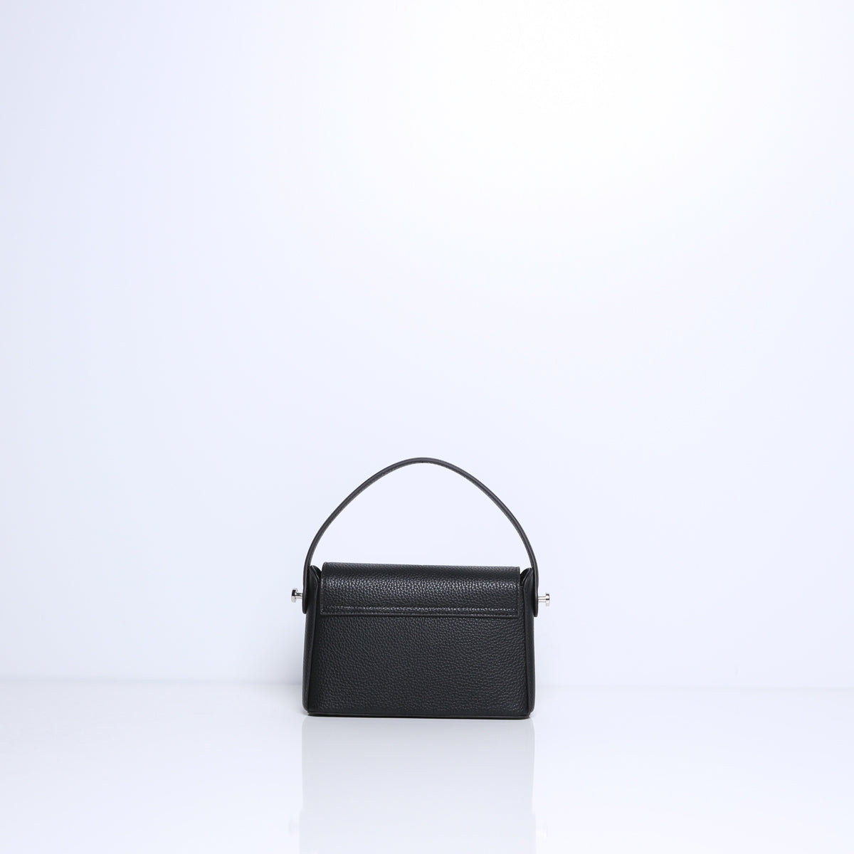 ALAN | BLACK
