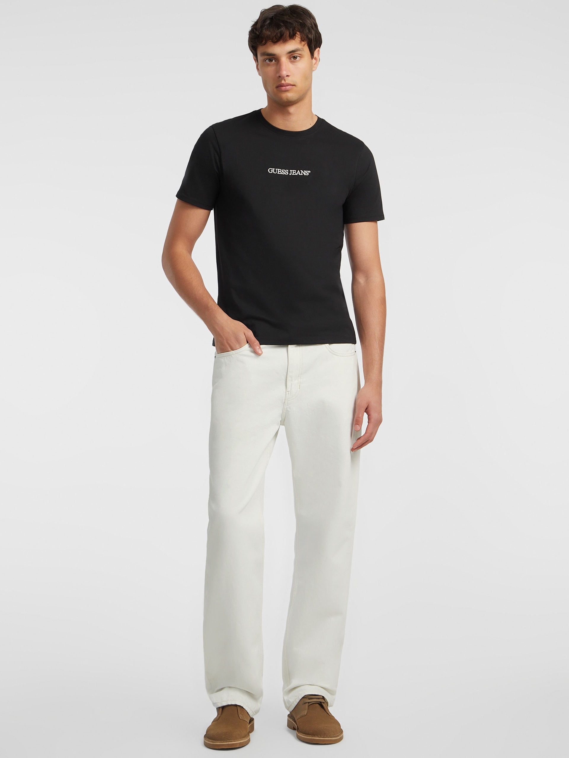 Camiseta Slim com Logo Bordado