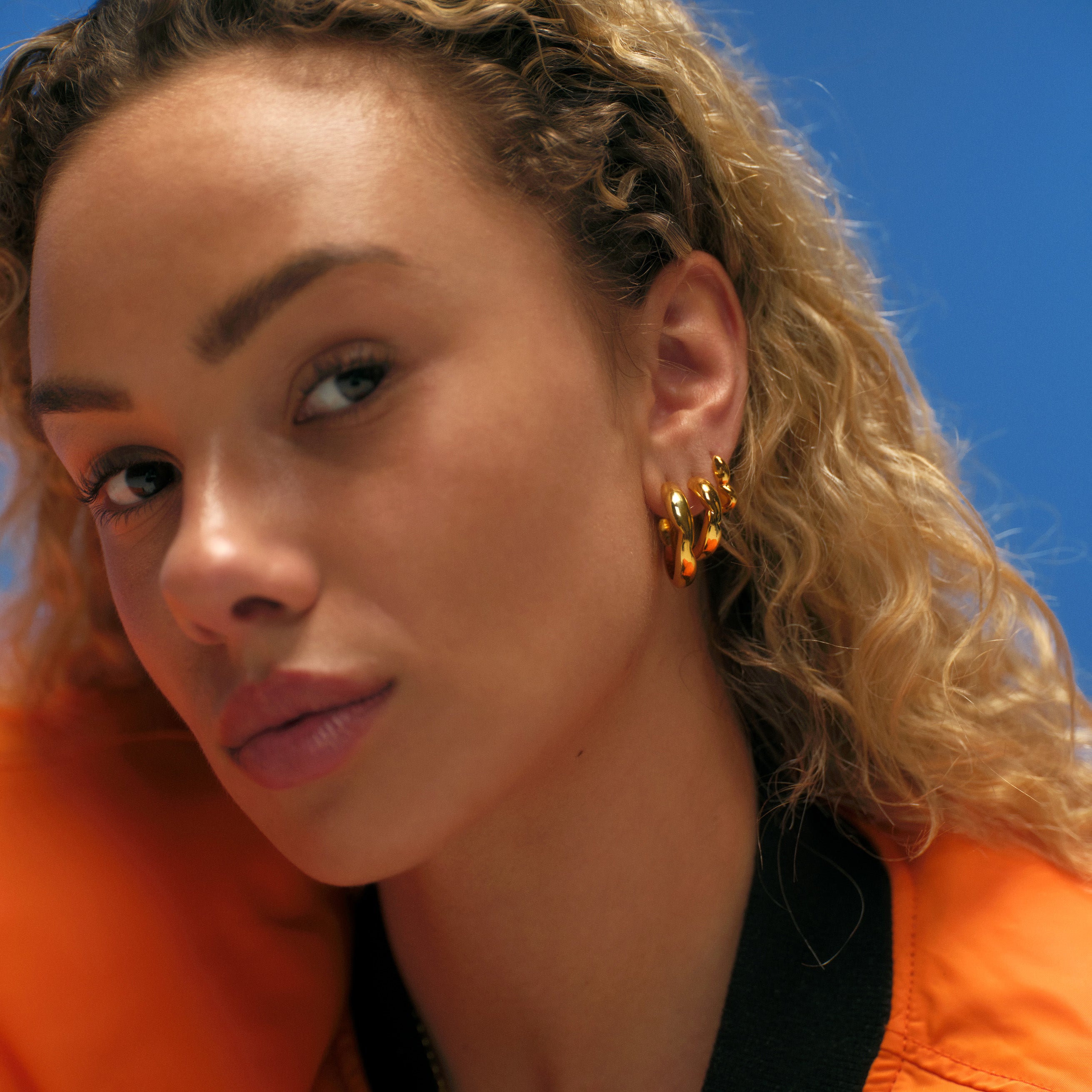 Camille Brinch  Puffer hoops, lille - forgyldt
