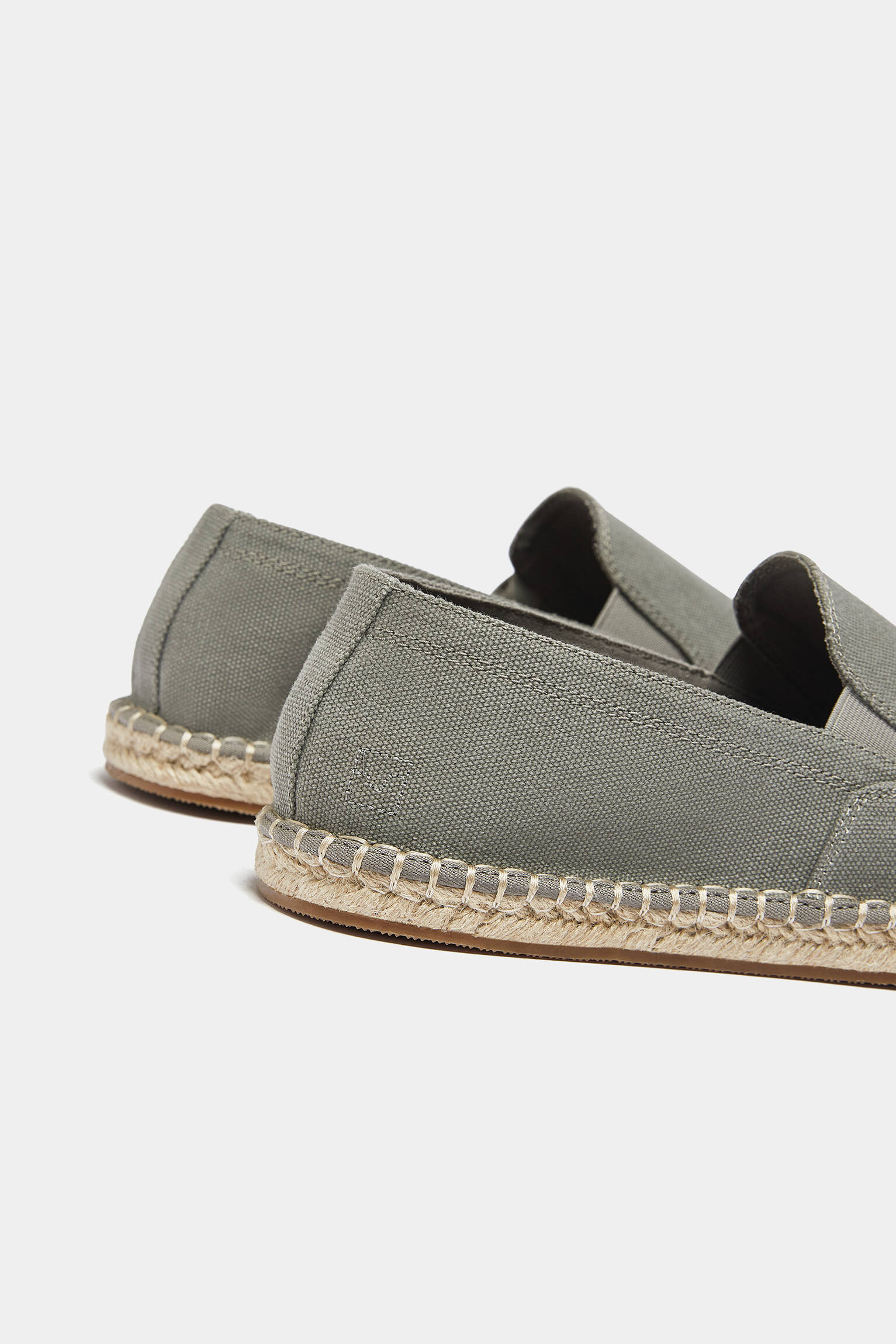 ESPADRILHÕES DE LONA - CÁQUI
