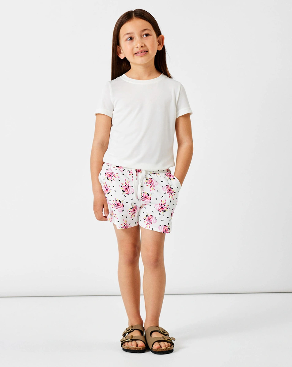 Shorts NKFVIGGA - FLAMINGO in white alyssum
