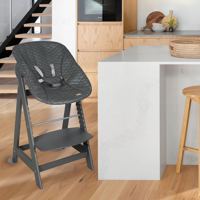 roba® Hochstuhl »Born Up, anthrazit, mit Neugeborenen-Aufsatz, graphite gesteppt« (Set)
