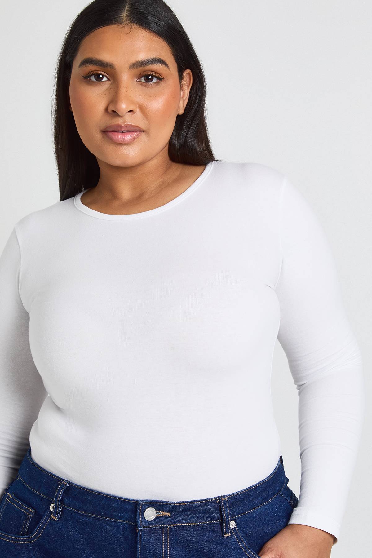 boohoo Body Grande Taille À Manches Longues Et Col Rond