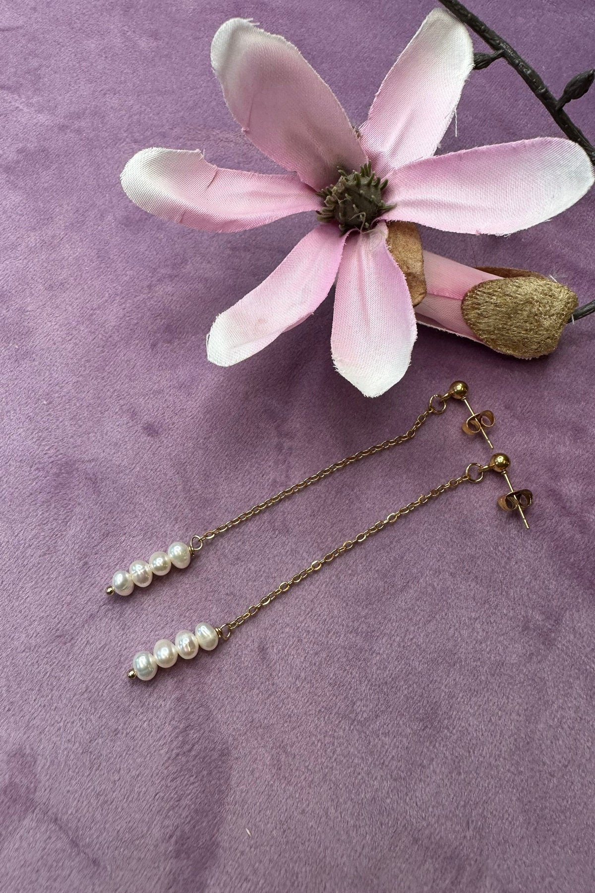 Mellow Moon Brass Earring With Freshwater Pearl