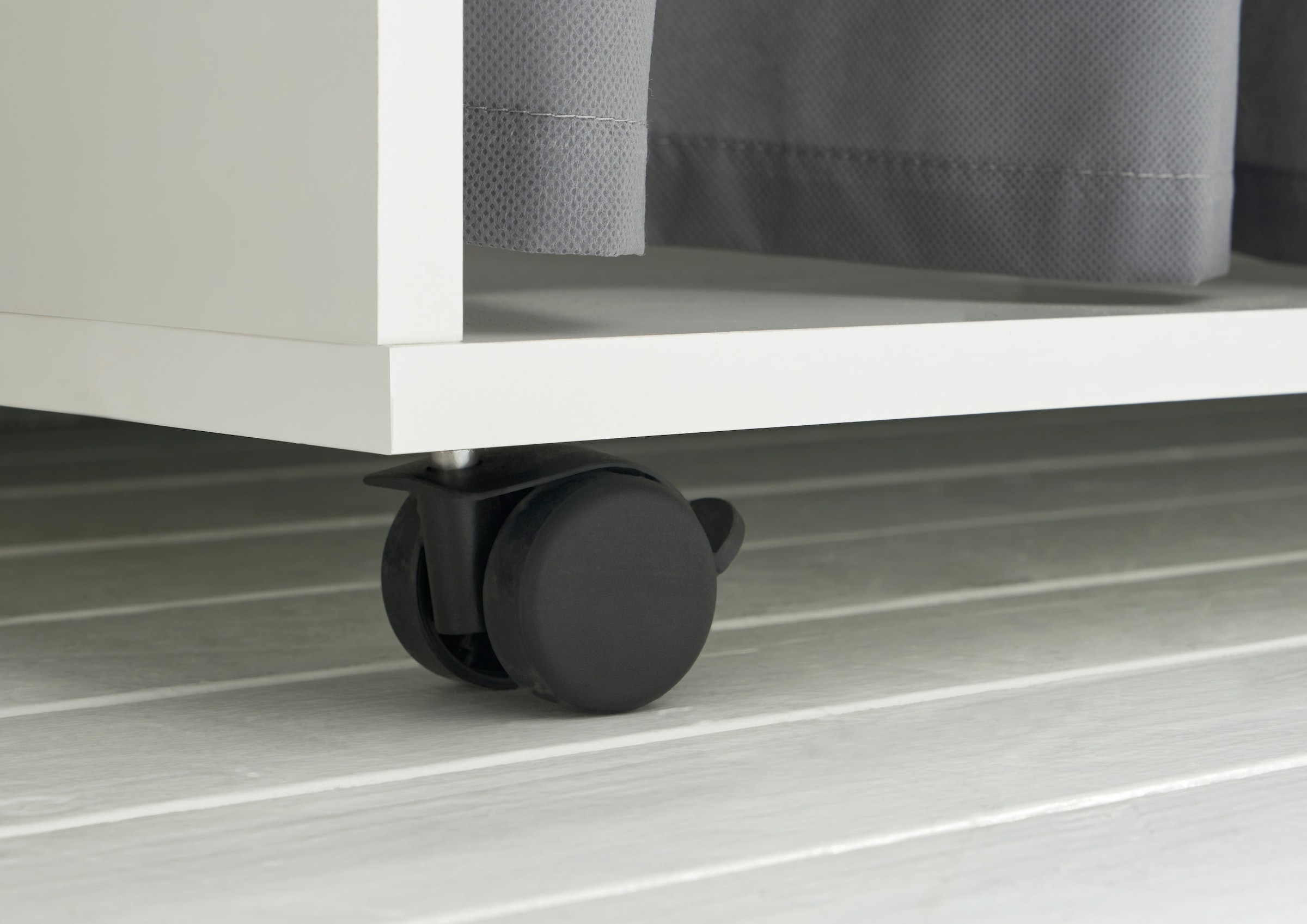 Schlafkontor Kleiderschrank »Jenke Kleiderschrank Schlafzimmerschrank auf Rollen - BESTSELLER« Allzweckkleiderschrank Schrank mit modernen Vorhang Garderobe