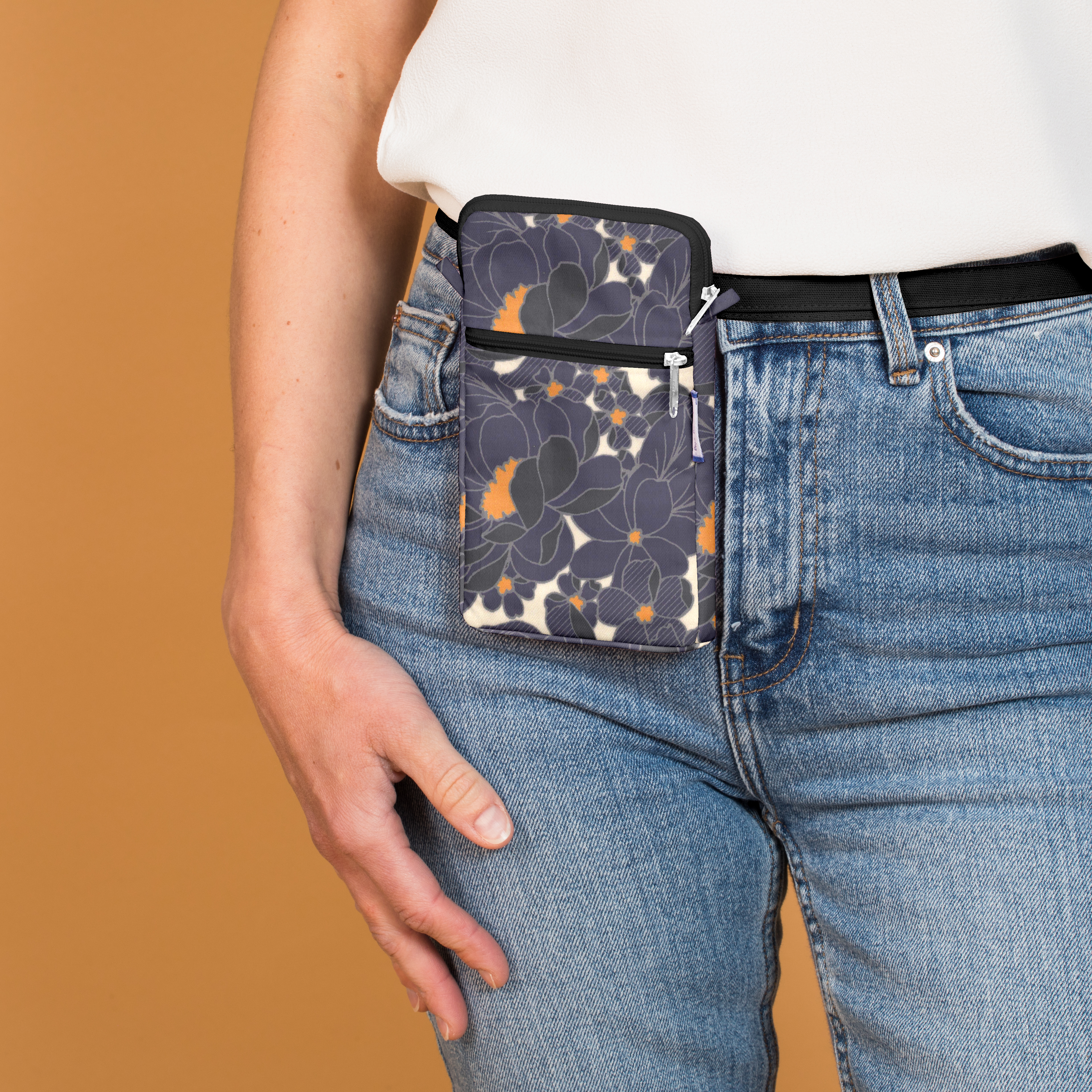 Pochette Téléphone Matelassée Pensées Marines