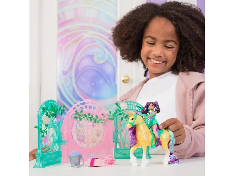 Unicorn Academy Ava & Leaf Stall Playset