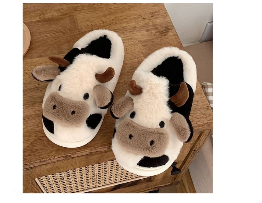 Dalli Daisy - Koe Fluffy Pantoffels