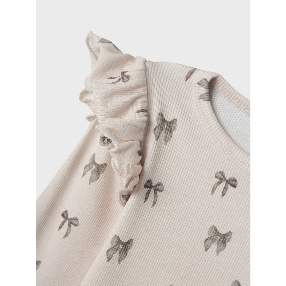 Køb Lil'Atelier Silver Peony Bow Nmfgavo Eko Ls Slim Top Lil Noos