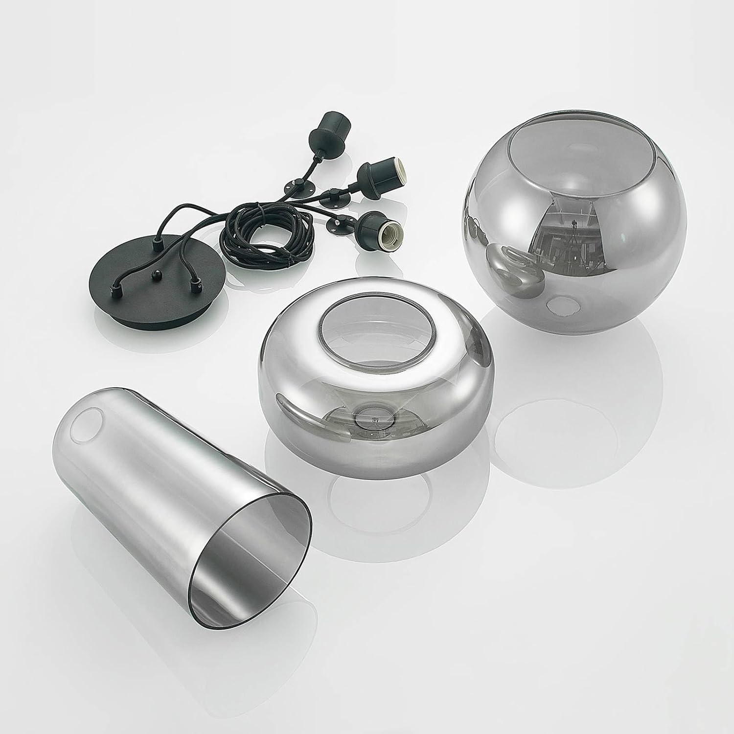 Lucande Pendelleuchte 'Zyli' (Retro, Vintage, Antik) in Alu aus Glas u.a. für Wohnzimmer & Esszimmer (3 flammig, E27) - Hängelampe, Esstischlampe, Hängeleuchte, Wohnzimmerlampe, Schwarz, Rauchgrau
