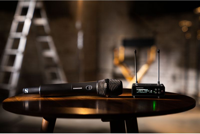 Sennheiser - EW-DP 835 SET - Digitale Draadloze Handheld Set - Zwart - Inclusief Ontvanger en Microfoon