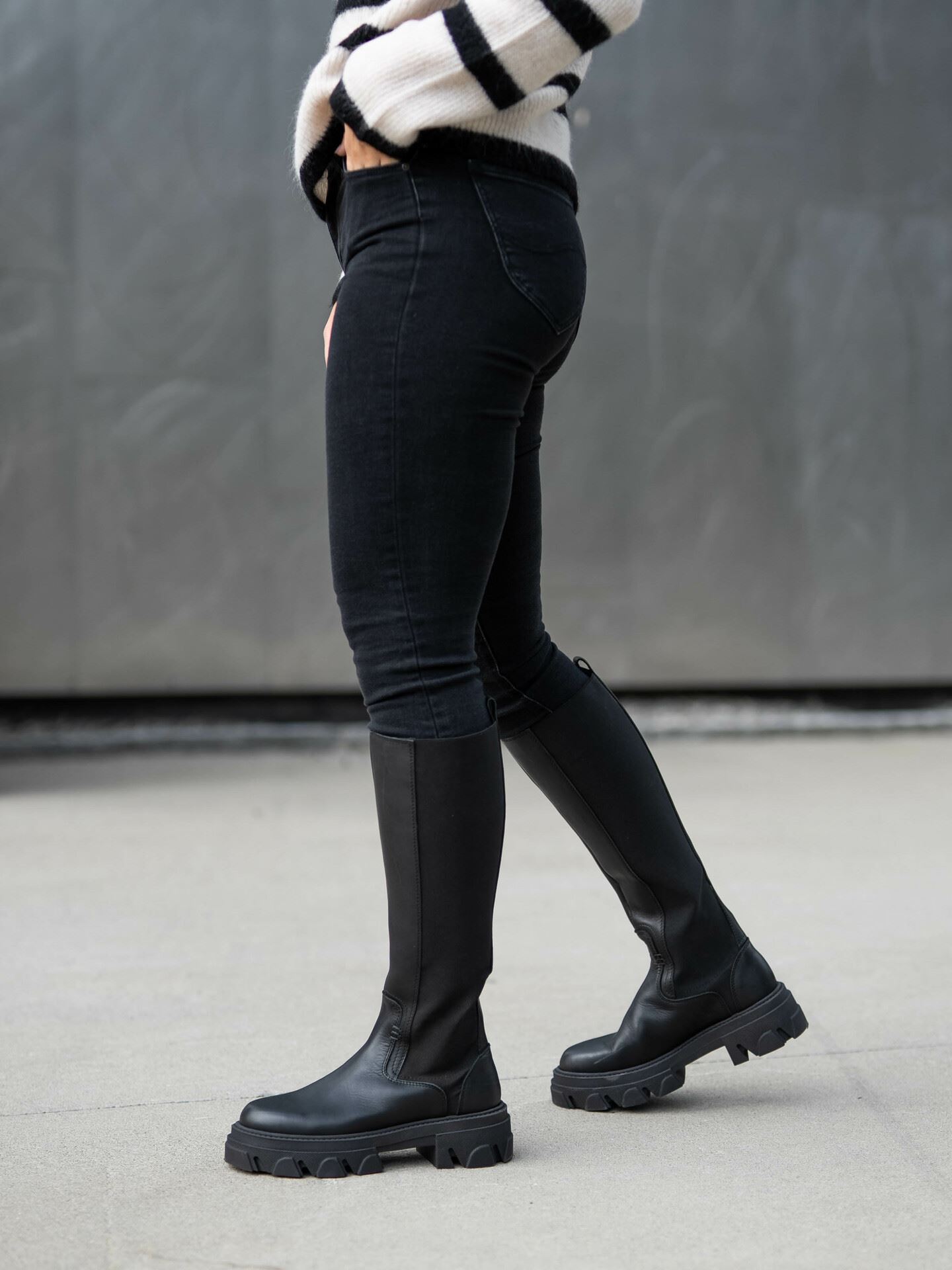 Scarlett Skinny High