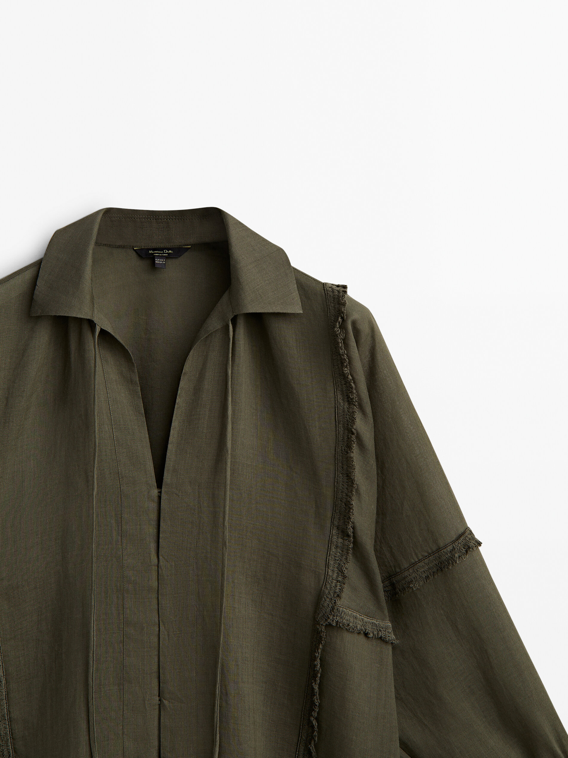 Blusa com detalhe de amarração - VERDE ESCURO