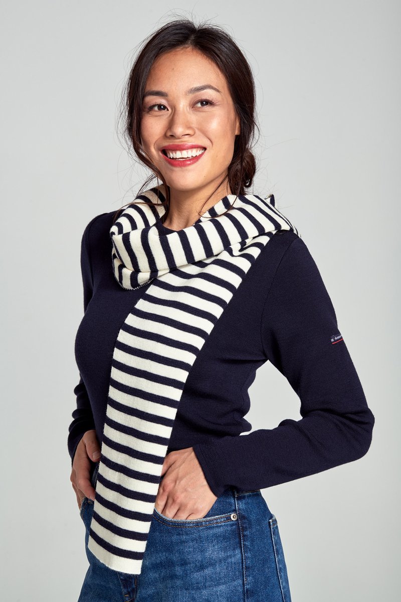 Echarpe rayée 