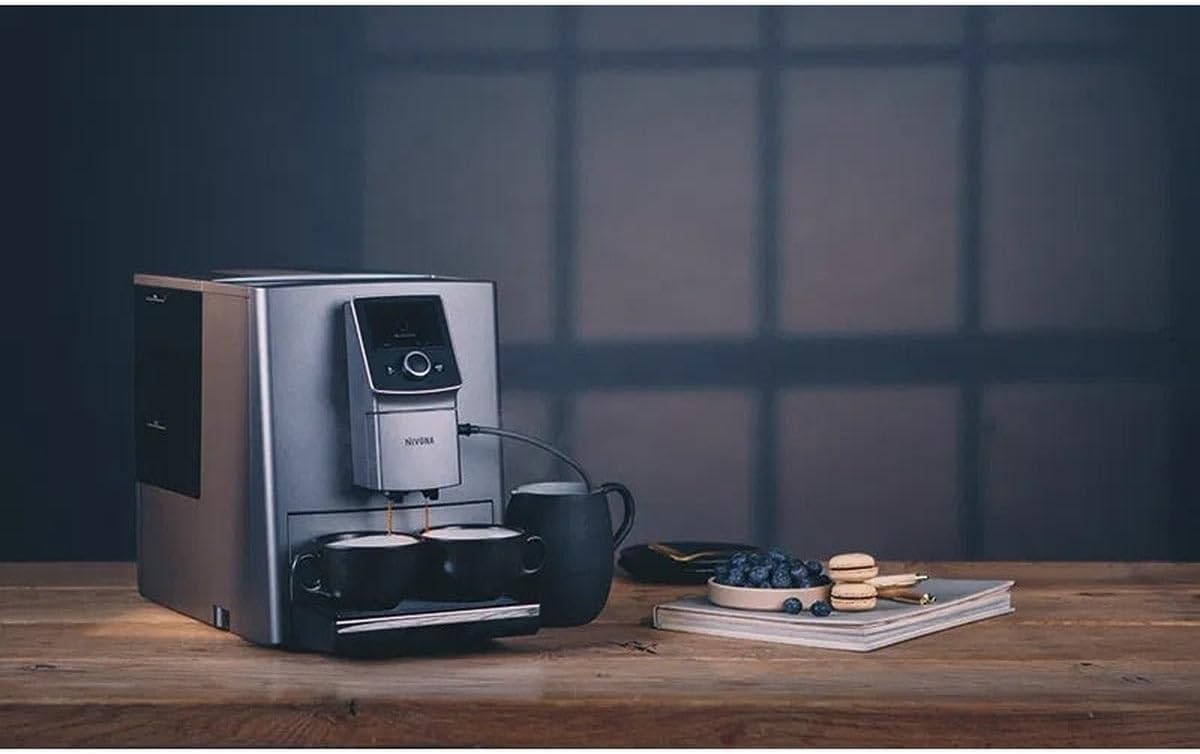 Nivona Kaffeevollautomat NICR823 Full titan/Chrom