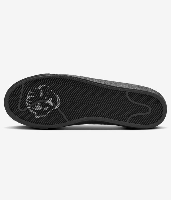 Nike SB x Dancer Blazer Low Schuh (black metallic silver)