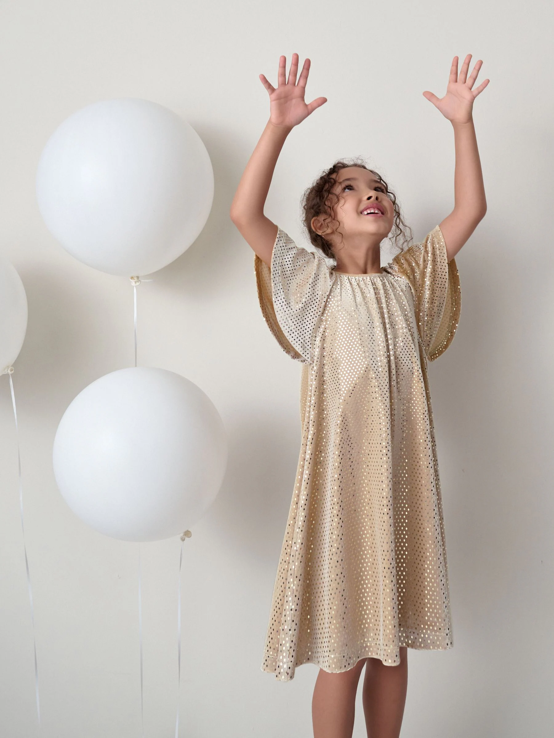 Goud - Velours jurk met foliestippen (3-16jaar)