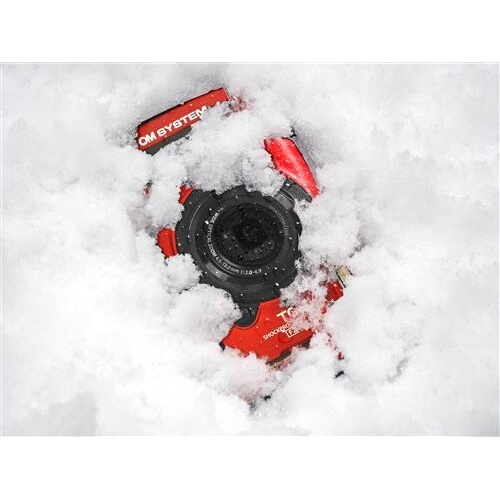 Appareil photo compact Om System TG-7 rouge