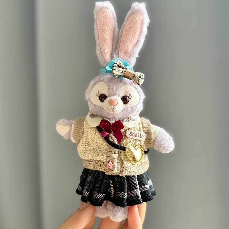Masoom - Set: Schooluniform Top + Rok + Vest + Hartvormige Poppenkleertjes - 17cm