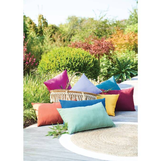 Coussin déco d'extérieur KORAI Vert Olive