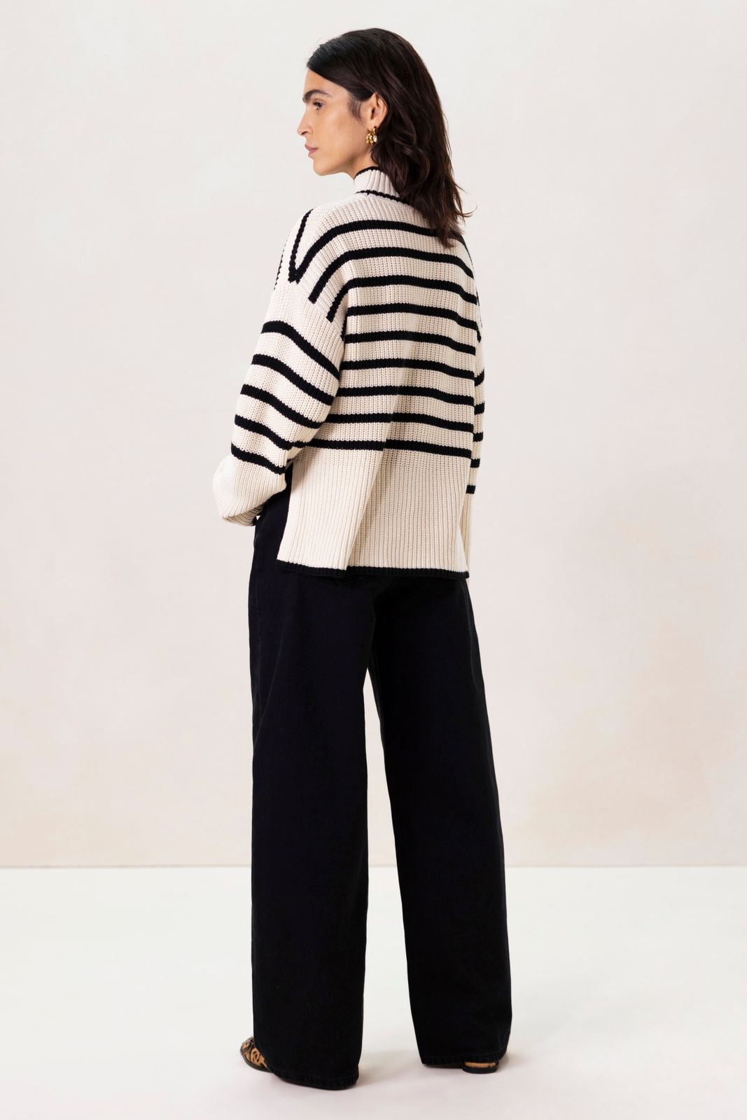Beige oversized trui met strepen