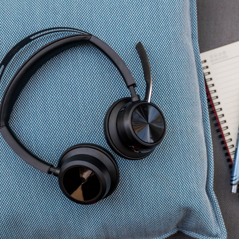 HP Poly Micro-casque Poly Voyager Focus 2 USB-C-C certifié Microsoft Teams + adaptateur USB-C/A